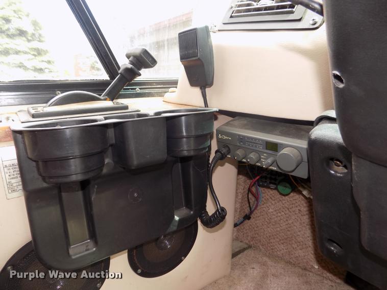 image for item DA0712 1992 Champion Ultra Star RV