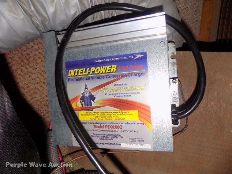 image for item DA0712 1992 Champion Ultra Star RV