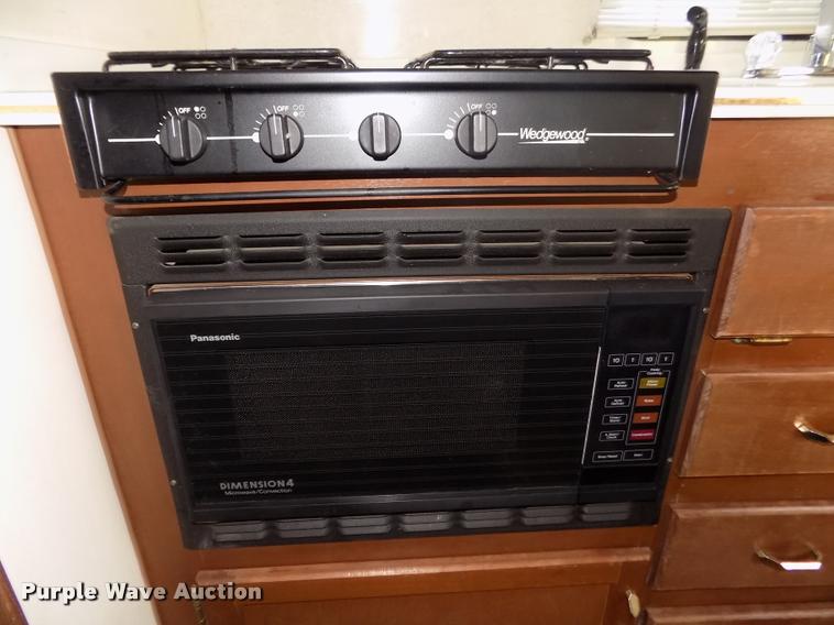 image for item DA0712 1992 Champion Ultra Star RV