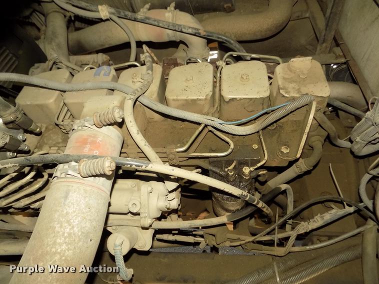 image for item DA0712 1992 Champion Ultra Star RV