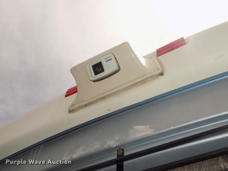 image for item DA0712 1992 Champion Ultra Star RV