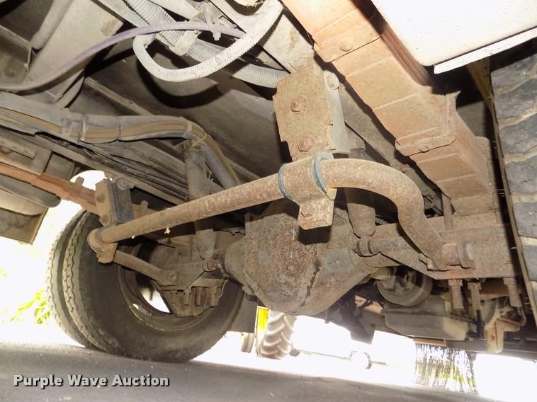 image for item DA0712 1992 Champion Ultra Star RV