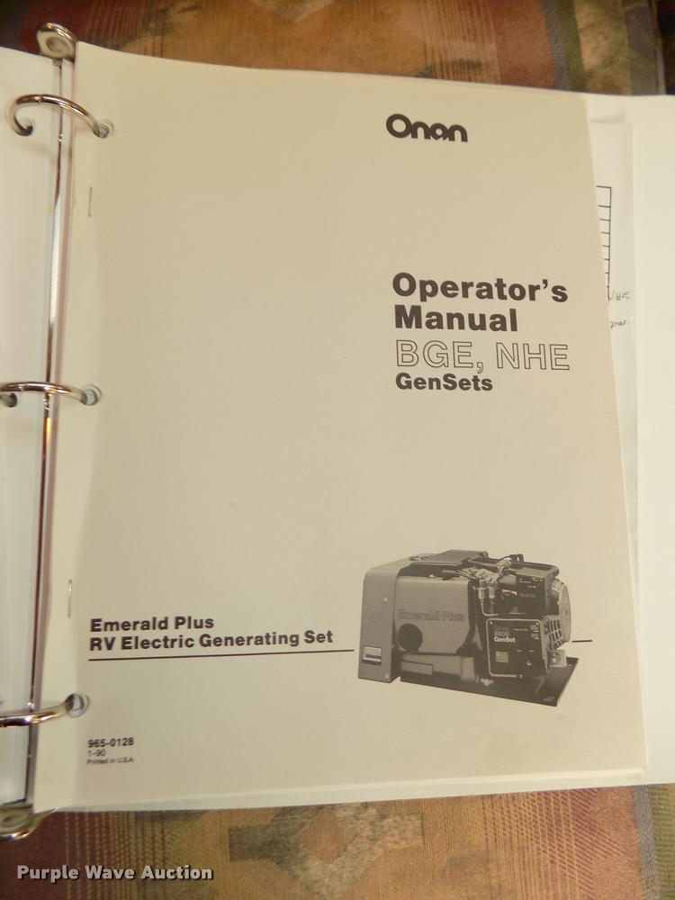 image for item DA0712 1992 Champion Ultra Star RV