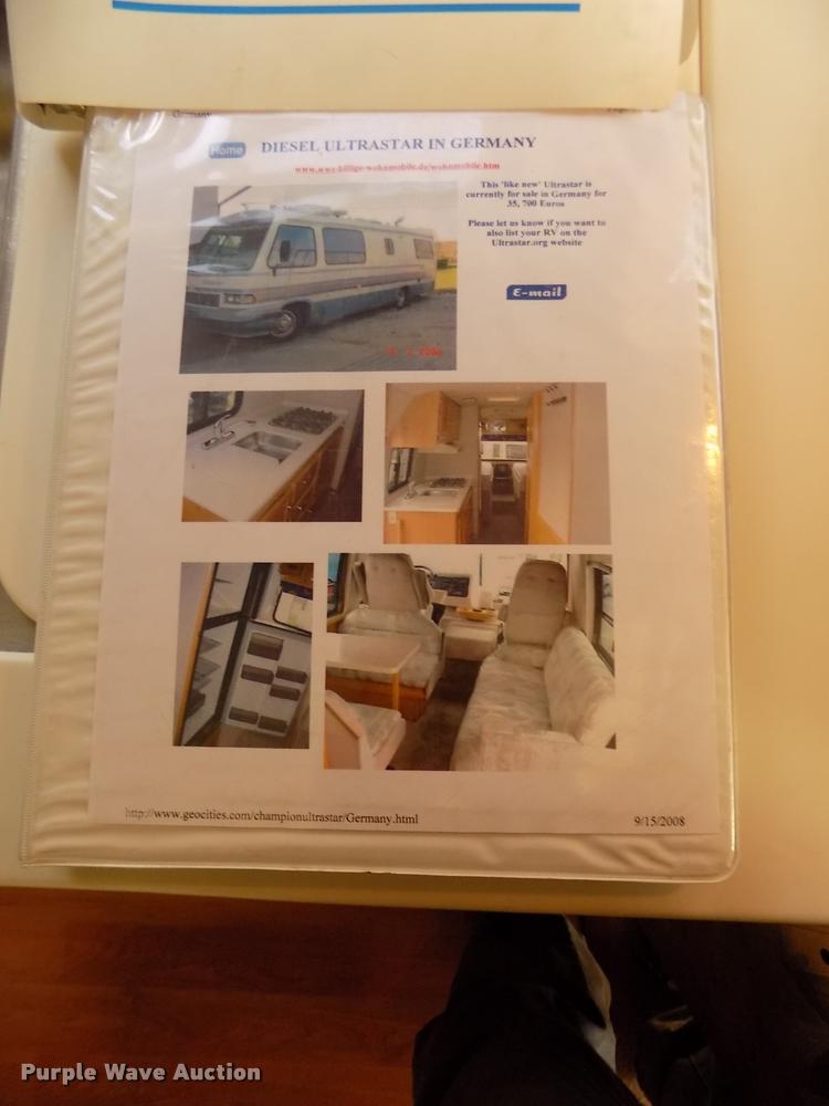 image for item DA0712 1992 Champion Ultra Star RV