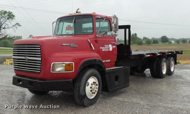 image for item DA1007 1988 Ford LTA9000 Aero Max 106 flatbed truck