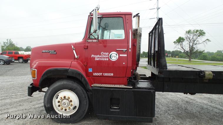image for item DA1007 1988 Ford LTA9000 Aero Max 106 flatbed truck