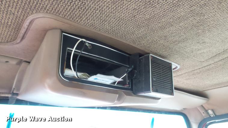 image for item DA1007 1988 Ford LTA9000 Aero Max 106 flatbed truck