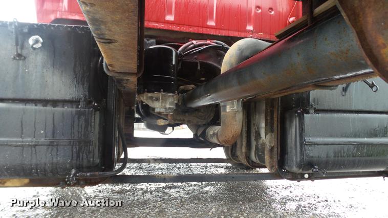 image for item DA1007 1988 Ford LTA9000 Aero Max 106 flatbed truck