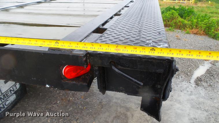 image for item DA1007 1988 Ford LTA9000 Aero Max 106 flatbed truck