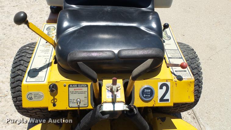 image for item DA1075 Walker MCGHS lawn mower