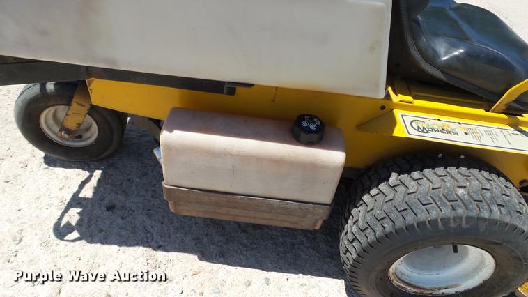 image for item DA1075 Walker MCGHS lawn mower