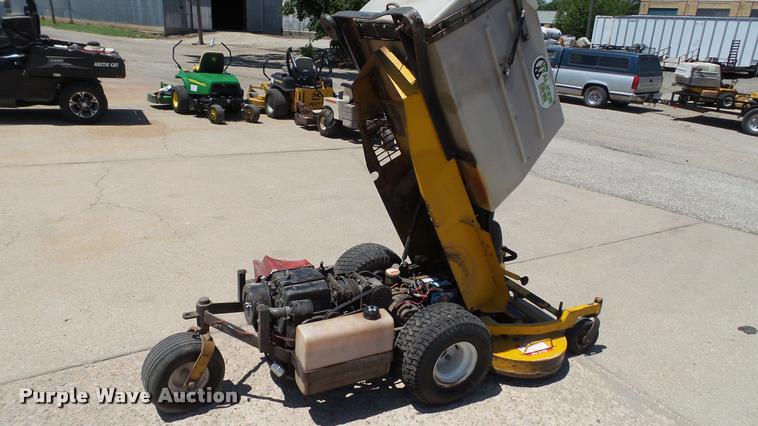 image for item DA1075 Walker MCGHS lawn mower