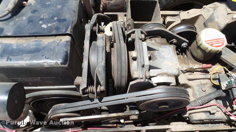 image for item DA1075 Walker MCGHS lawn mower