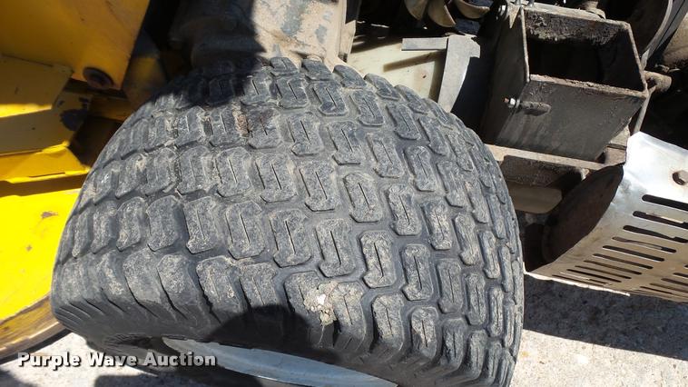 image for item DA1075 Walker MCGHS lawn mower