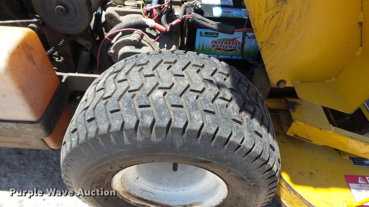 image for item DA1075 Walker MCGHS lawn mower