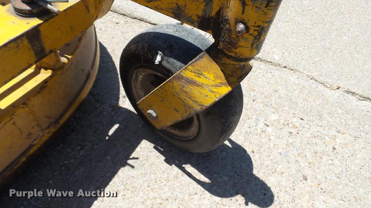 image for item DA1075 Walker MCGHS lawn mower