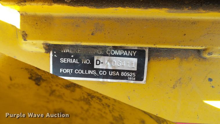 image for item DA1075 Walker MCGHS lawn mower