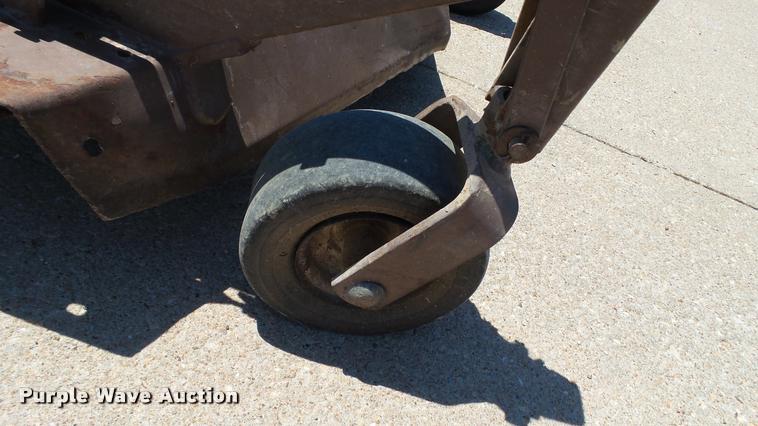 image for item DA1076 Grasshopper 612 ZTR lawn mower