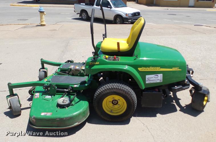 image for item DA1078 John Deere F687 Z-Trak lawn mower