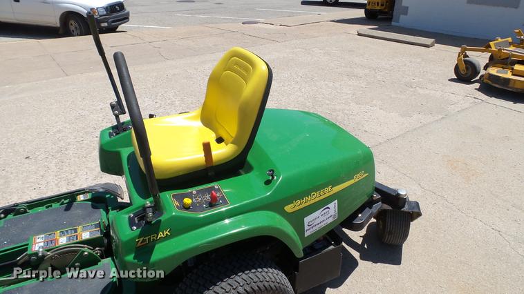 image for item DA1078 John Deere F687 Z-Trak lawn mower