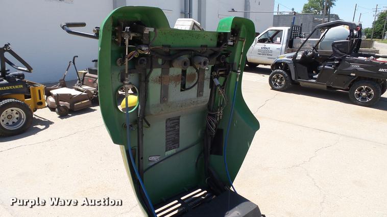 image for item DA1078 John Deere F687 Z-Trak lawn mower