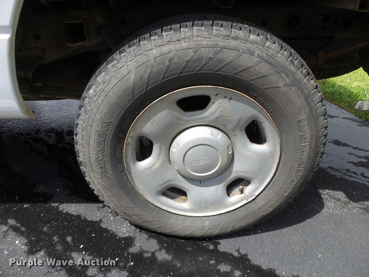 image for item DA2682 2006 Ford F150 SuperCab pickup truck