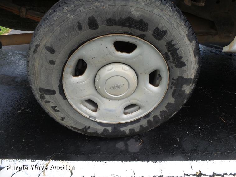 image for item DA2682 2006 Ford F150 SuperCab pickup truck