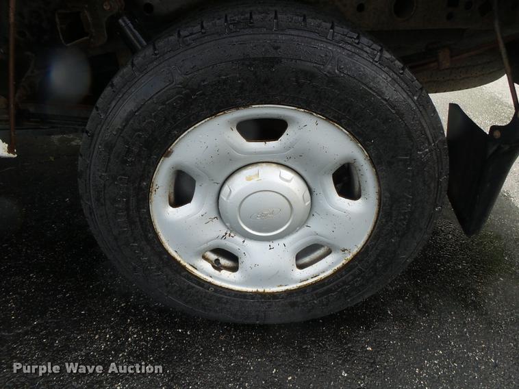 image for item DA2683 2007 Ford F150 SuperCab pickup truck