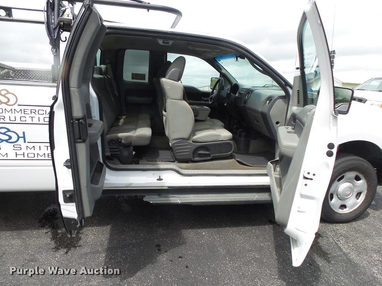 image for item DA2683 2007 Ford F150 SuperCab pickup truck