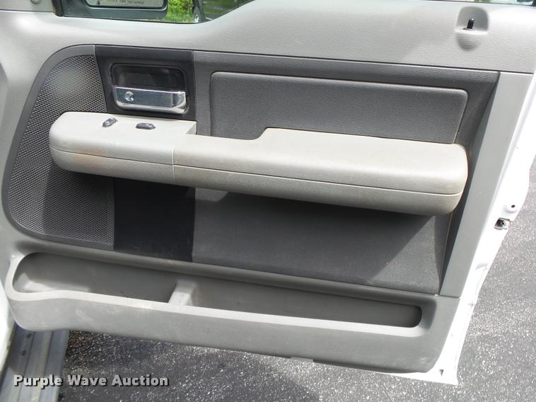 image for item DA2683 2007 Ford F150 SuperCab pickup truck