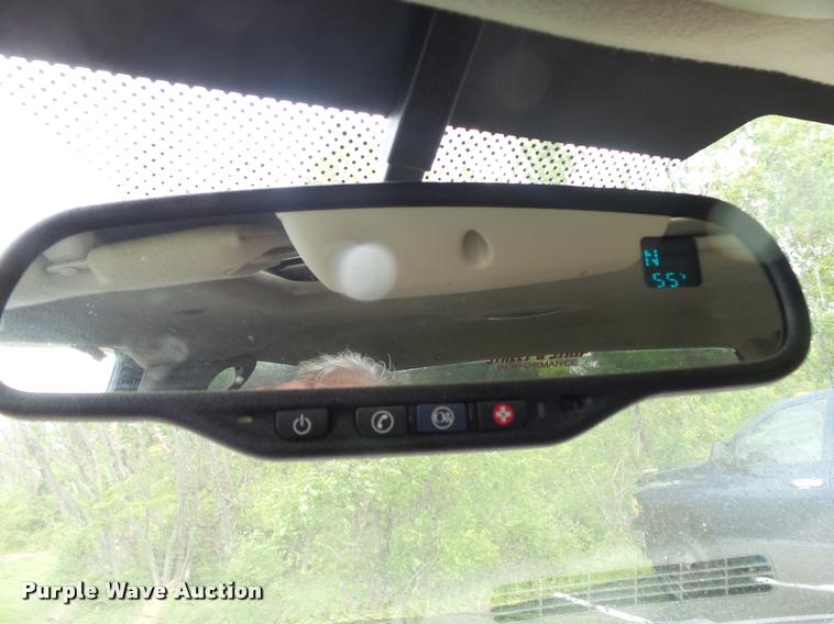 image for item DA2684 2005 GMC Sierra 3500 Crew Cab pickup truck