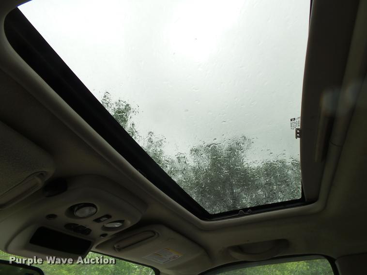 image for item DA2684 2005 GMC Sierra 3500 Crew Cab pickup truck