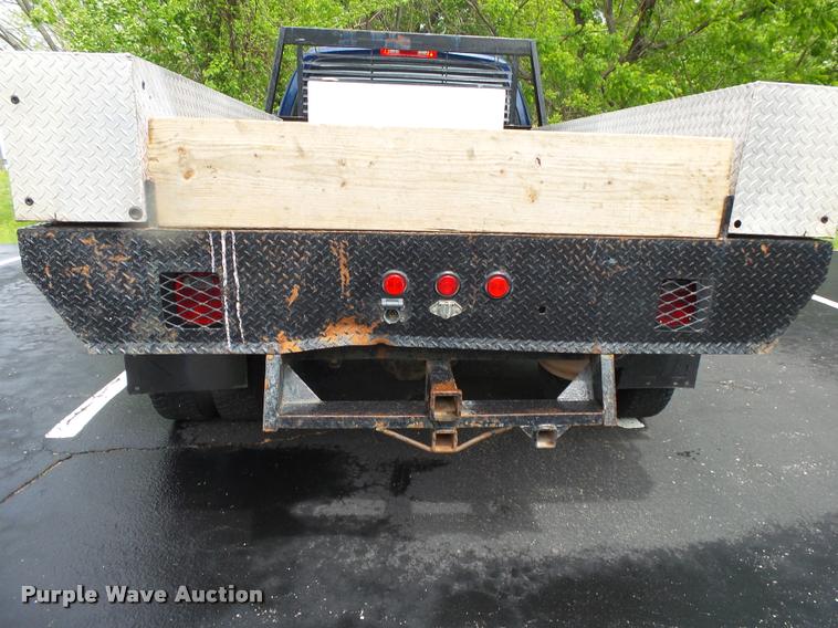 image for item DA2685 2005 Dodge Ram 3500 Quad Cab flatbed pickup truck