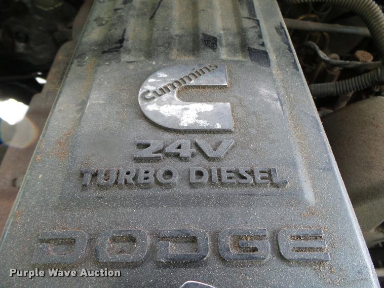 image for item DA2685 2005 Dodge Ram 3500 Quad Cab flatbed pickup truck