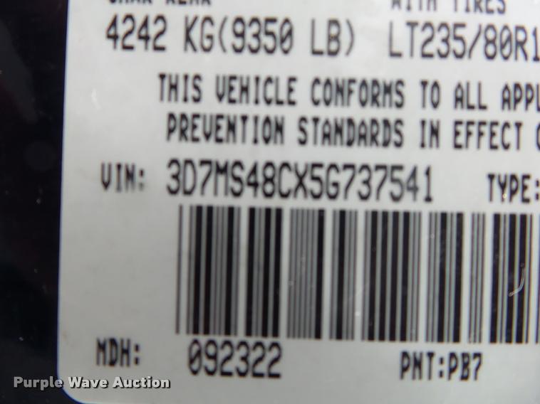 image for item DA2685 2005 Dodge Ram 3500 Quad Cab flatbed pickup truck