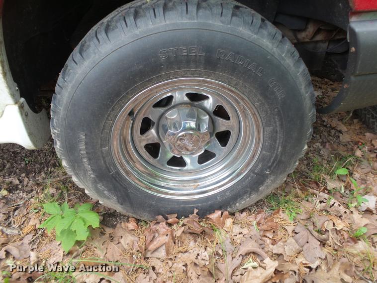 image for item DA2692 1999 Ford Explorer SUV