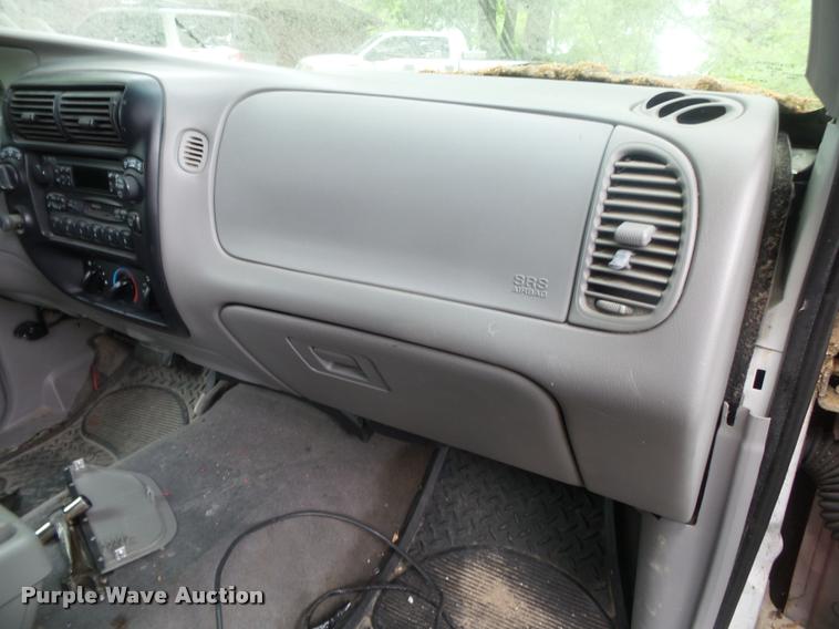 image for item DA2692 1999 Ford Explorer SUV