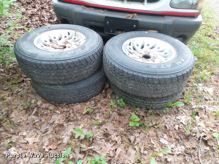 image for item DA2692 1999 Ford Explorer SUV