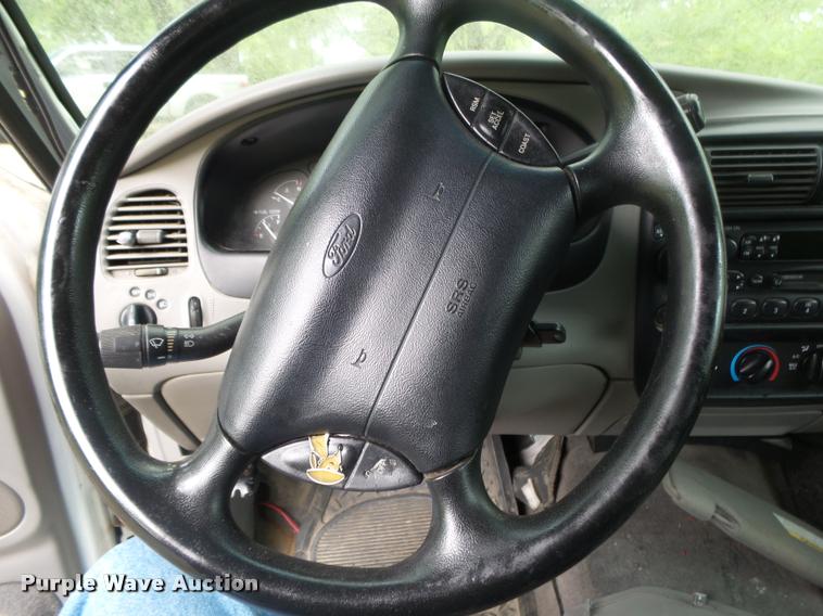 image for item DA2692 1999 Ford Explorer SUV