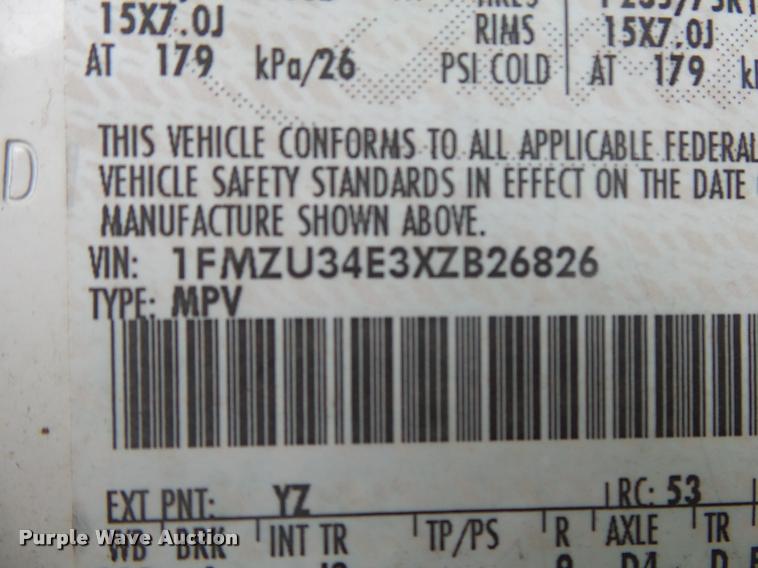 image for item DA2692 1999 Ford Explorer SUV