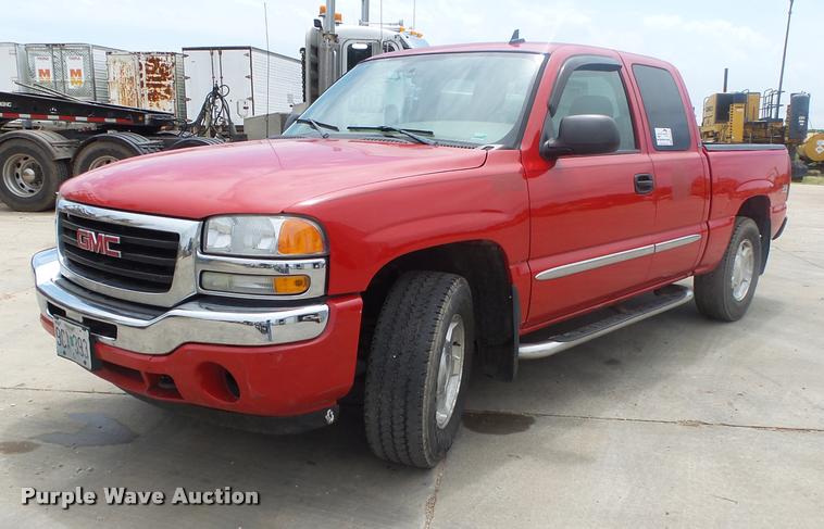 image for item DA2704 2006 GMC Sierra 1500 Ext. Cab pickup truck