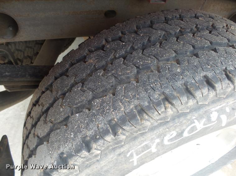 image for item DA2704 2006 GMC Sierra 1500 Ext. Cab pickup truck