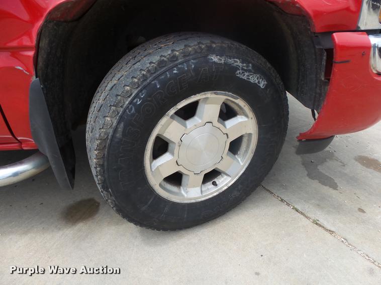 image for item DA2704 2006 GMC Sierra 1500 Ext. Cab pickup truck