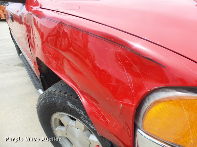 image for item DA2704 2006 GMC Sierra 1500 Ext. Cab pickup truck