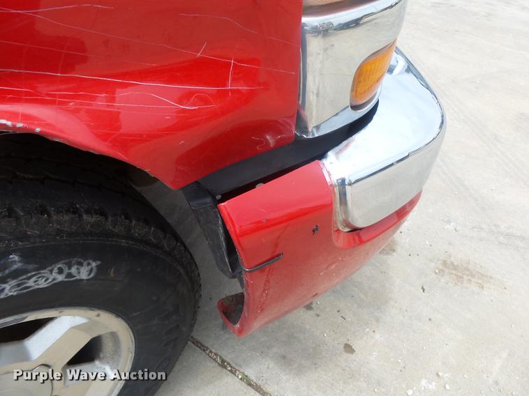 image for item DA2704 2006 GMC Sierra 1500 Ext. Cab pickup truck