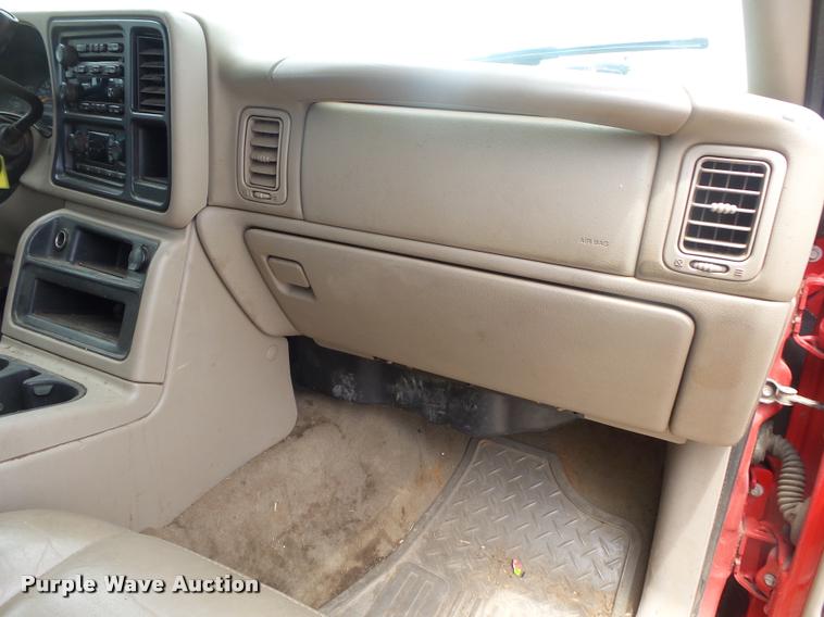 image for item DA2704 2006 GMC Sierra 1500 Ext. Cab pickup truck