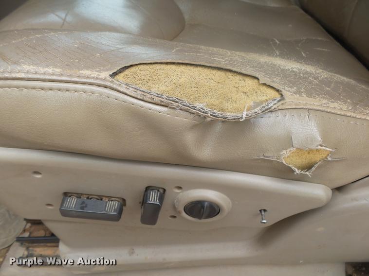 image for item DA2704 2006 GMC Sierra 1500 Ext. Cab pickup truck