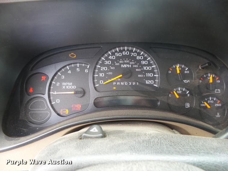 image for item DA2704 2006 GMC Sierra 1500 Ext. Cab pickup truck