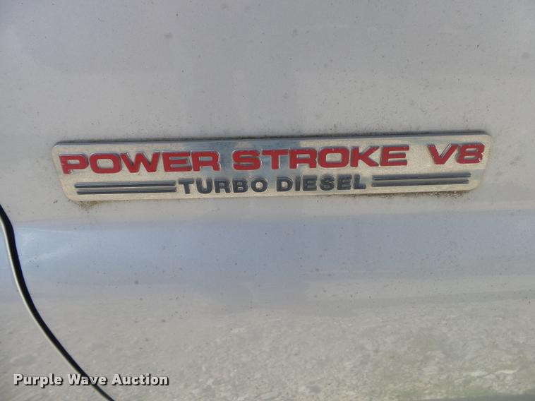 image for item DA2709 2003 Ford F350 Super Duty pickup truck chassis