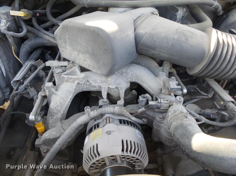 image for item DA2710 1999 Ford F350 Super Duty SuperCab utility bed pickup truck